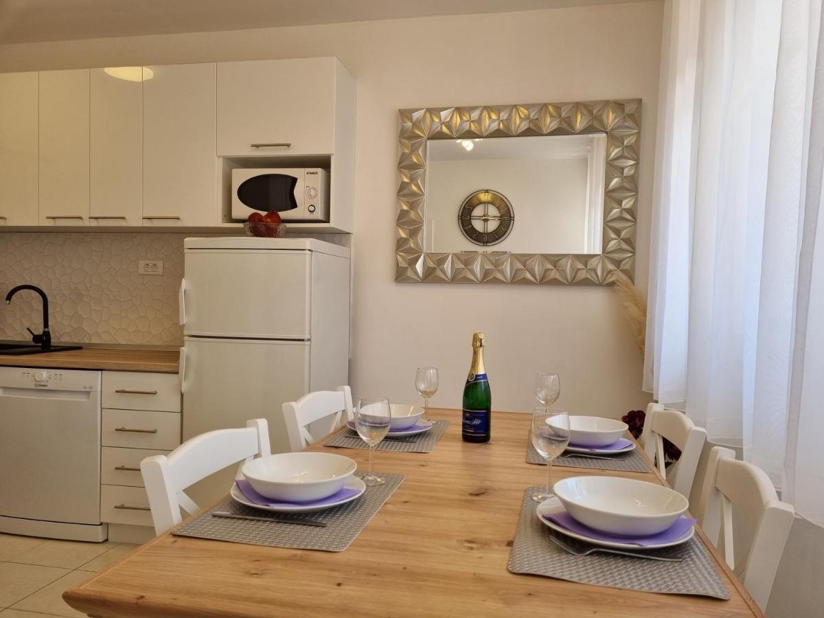 Babylu Apartman Zadar Exterior foto